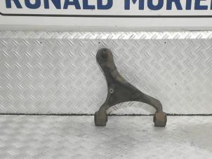 Begagnade Främre övre gaffelben, vänster Landrover Range Rover Sport (LS) 3.0 S TDV6 Pris € 75,00 Marginaltabell erbjuds av Automaterialen Ronald Morien B.V.