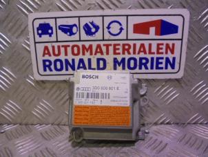 Begagnade Airbagmodul Volkswagen Phaeton (3D) 3.2 V6 30V 4Motion Pris € 25,00 Marginaltabell erbjuds av Automaterialen Ronald Morien B.V.