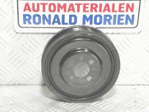 Gebruikte Krukas Poelie Volkswagen Passat Variant (3G5) 2.0 TDI BiTurbo 16V 4Motion Prijs € 34,99 Inclusief btw aangeboden door Automaterialen Ronald Morien B.V.