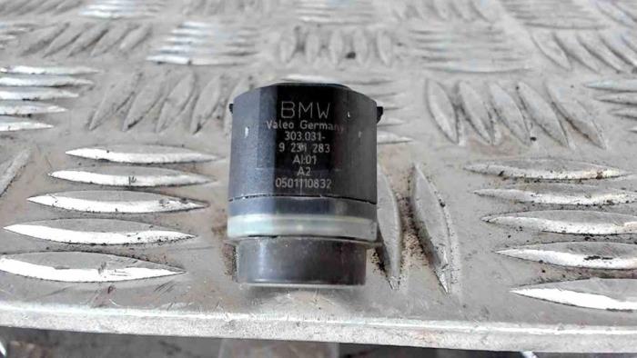 PDC Sensor van een BMW 7 serie (F01/02/03/04) 760i,Li,LiS V12 48V 2011
