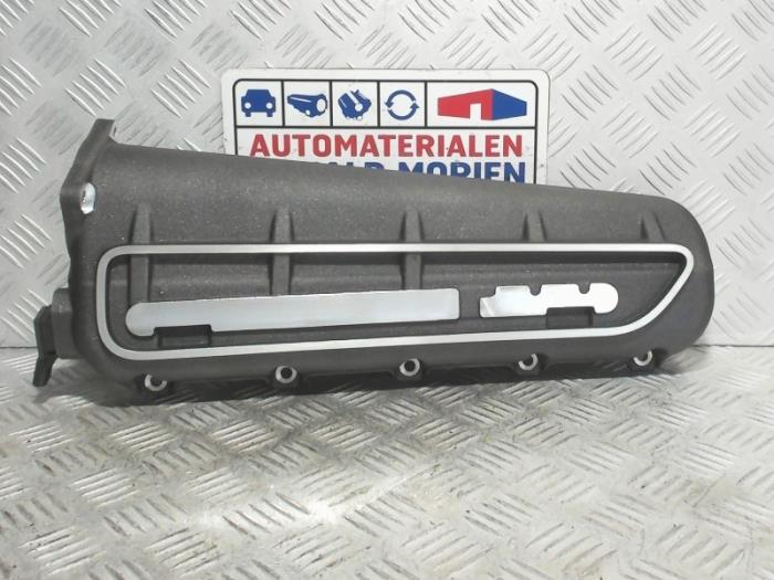 Insugsrör från en Audi RS 3 Sportback (8VA/8VF) 2.5 TFSI 20V Quattro 2018