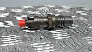 Gebruikte Verstuiver (diesel) Volkswagen Transporter T4 2.4 D Prijs € 35,00 Margeregeling aangeboden door Automaterialen Ronald Morien B.V.