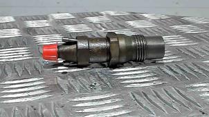 Gebruikte Verstuiver (diesel) Volkswagen Transporter T4 2.4 D Prijs € 35,00 Margeregeling aangeboden door Automaterialen Ronald Morien B.V.