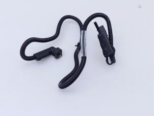 Gebruikte Leiding (diversen) Volkswagen Transporter/Caravelle T6 2.0 TDI 204 Prijs € 45,00 Inclusief btw aangeboden door Automaterialen Ronald Morien B.V.