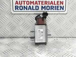 Begagnade Luftkonditioneringsregulator Hyundai Ioniq EV 38 kWh Pris € 95,00 Marginaltabell erbjuds av Automaterialen Ronald Morien B.V.