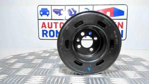 Używane Kolo pasowe walu korbowego Volkswagen Caddy Combi III (2KB,2KJ) 2.0 Ecofuel Cena € 50,00 Z VAT oferowane przez Automaterialen Ronald Morien B.V.