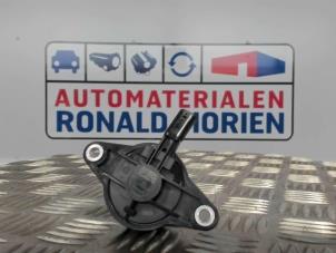 Gebruikte Nokkenas Verstelling Volkswagen Golf VIII (CD1) 1.5 eTSI 16V Prijs € 34,99 Inclusief btw aangeboden door Automaterialen Ronald Morien B.V.