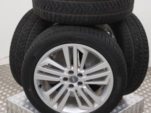 Begagnade Sporthjulsuppsättning + vinterdäck Audi Q5 (FYB/FYG) 2.0 40 TDI 16V Quattro Pris € 1.203,95 Inklusive moms erbjuds av Automaterialen Ronald Morien B.V.