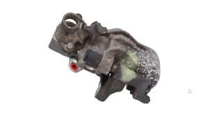 Begagnade Bakre bromsok, vänster Ford Transit Connect (PJ2) 1.5 EcoBlue Pris € 25,00 Inklusive moms erbjuds av Automaterialen Ronald Morien B.V.