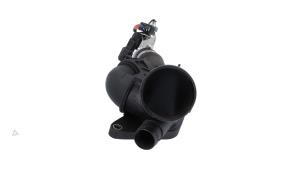 Używane Rura EGR Renault Trafic Passenger (1JL/2JL/3JL/4JL) 2.0 dCi 16V 170 Cena € 55,00 Procedura marży oferowane przez Automaterialen Ronald Morien B.V.