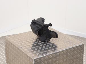 Begagnade Luftfilterhus Opel Zafira Tourer (P12) 2.0 CDTI 16V 130 Ecotec Pris € 25,00 Inklusive moms erbjuds av Automaterialen Ronald Morien B.V.