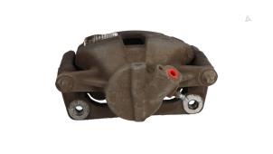 Używane Zacisk hamulcowy prawy przód Peugeot 308 SW (L4/L9/LC/LJ/LR) 1.6 BlueHDi 120 Cena € 29,00 Procedura marży oferowane przez Automaterialen Ronald Morien B.V.