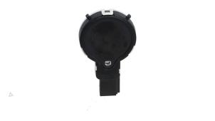 Gebruikte Regensensor Ford Focus 3 1.5 EcoBoost 16V 150 Prijs € 25,00 Margeregeling aangeboden door Automaterialen Ronald Morien B.V.