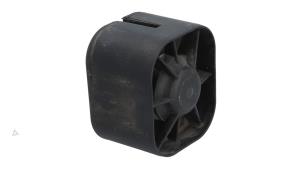 Begagnade Larmsiren Opel Zafira Tourer (P12) 2.0 CDTI 16V 130 Ecotec Pris € 19,00 Inklusive moms erbjuds av Automaterialen Ronald Morien B.V.