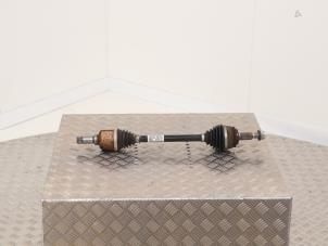 Gebruikte Steekas links-voor Peugeot 308 SW (L4/L9/LC/LJ/LR) 1.5 BlueHDi 130 Prijs € 59,00 Margeregeling aangeboden door Automaterialen Ronald Morien B.V.