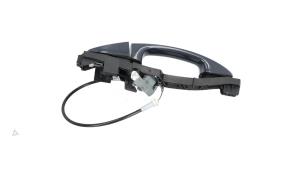 Gebruikte Portiergreep 4Deurs rechts-voor Ford Fiesta 6 (JA8) 1.25 16V Prijs € 29,00 Margeregeling aangeboden door Automaterialen Ronald Morien B.V.