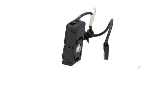 Gebruikte Antenne Tesla Model 3 EV AWD Prijs € 25,00 Inclusief btw aangeboden door Automaterialen Ronald Morien B.V.