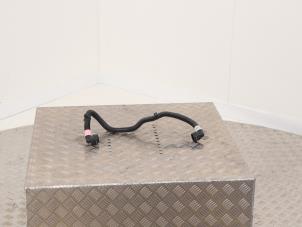 Begagnade Vattenrör Tesla Model 3 EV AWD Pris € 34,99 Inklusive moms erbjuds av Automaterialen Ronald Morien B.V.