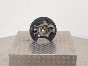 Gebruikte Fusee rechts-achter Audi E-tron (GEN) 55 quattro Prijs € 175,45 Inclusief btw aangeboden door Automaterialen Ronald Morien B.V.