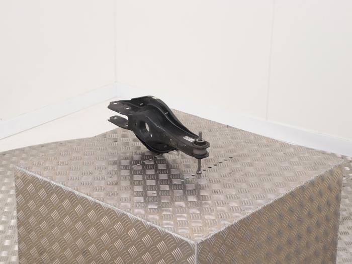 Bakre gaffelben, vänster från en BMW 3 serie Touring (G21) 320i 2.0 TwinPower Turbo 16V 2019