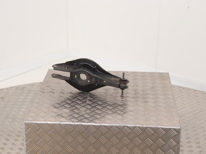 Bakre gaffelben, höger från en BMW 3 serie Touring (G21) 320i 2.0 TwinPower Turbo 16V 2019