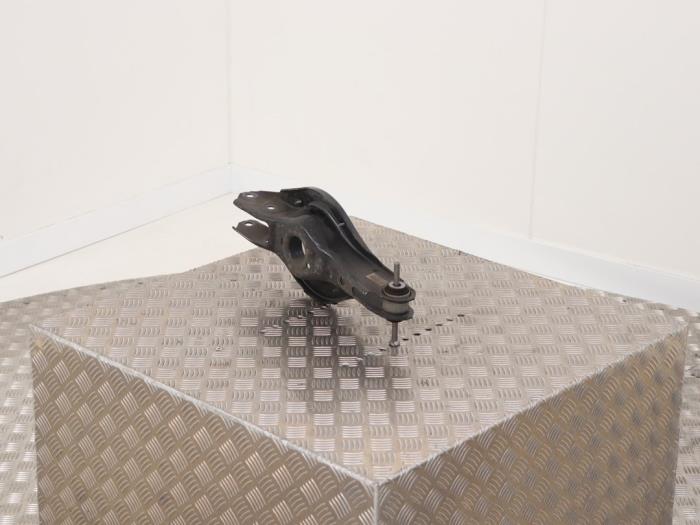 Bakre gaffelben, höger från en BMW 3 serie Touring (G21) 320i 2.0 TwinPower Turbo 16V 2019