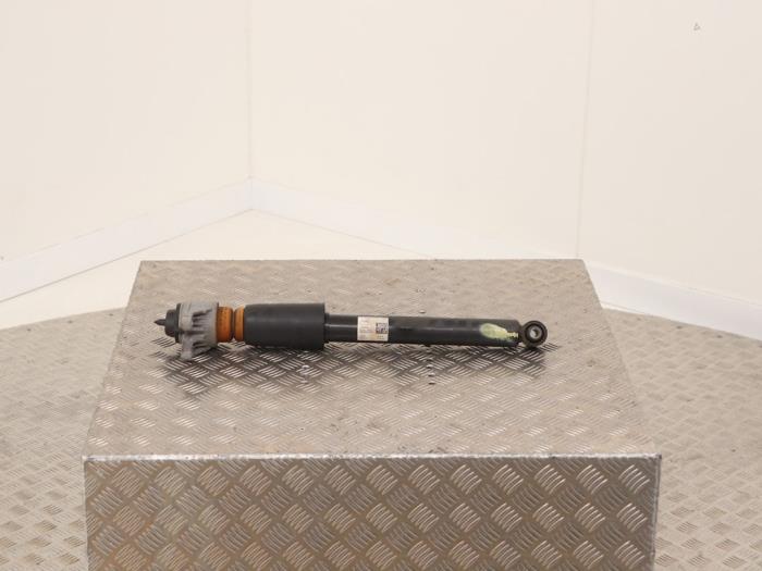 Stötdämpare, vänster bak från en BMW 3 serie Touring (G21) 320i 2.0 TwinPower Turbo 16V 2019