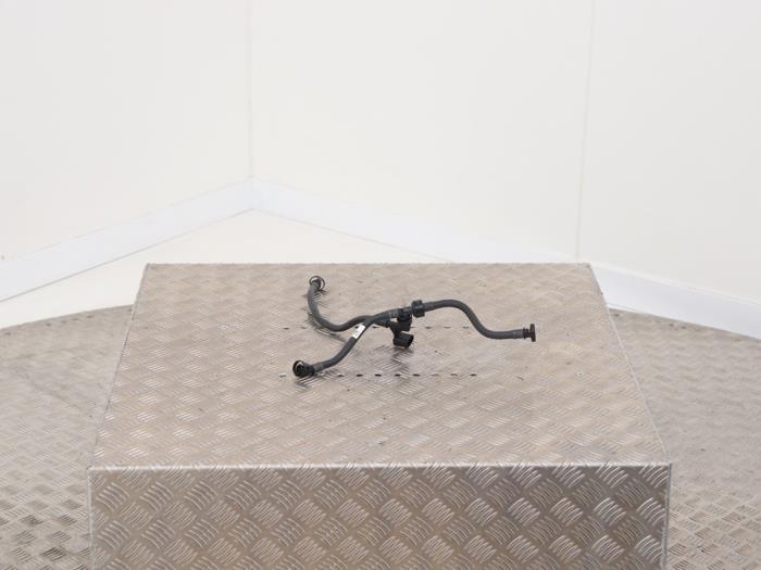 Bromsslang från en BMW 3 serie Touring (G21) 320i 2.0 TwinPower Turbo 16V 2019