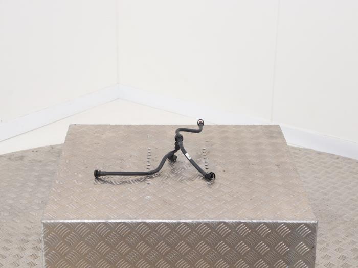 Bromsslang från en BMW 3 serie Touring (G21) 320i 2.0 TwinPower Turbo 16V 2019