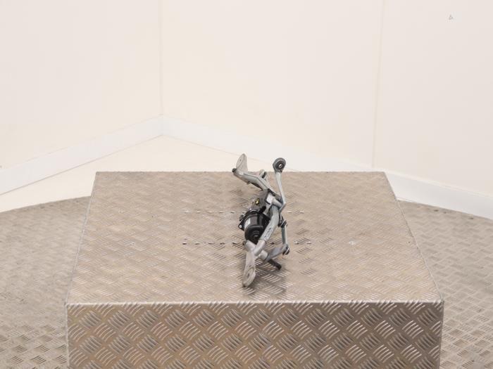 Torkarmotor + mekanism från en BMW 3 serie Touring (G21) 320i 2.0 TwinPower Turbo 16V 2019