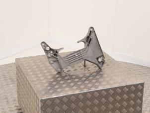 Begagnade Fäste, växellåda BMW 3 serie Touring (G21) 320i 2.0 TwinPower Turbo 16V Pris € 75,00 Marginaltabell erbjuds av Automaterialen Ronald Morien B.V.