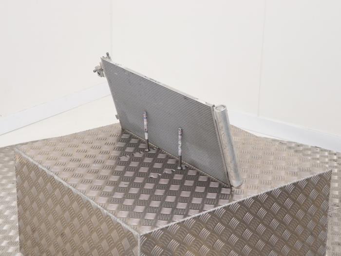 Kondensor, luftkonditionering från en BMW 3 serie Touring (G21) 320i 2.0 TwinPower Turbo 16V 2019