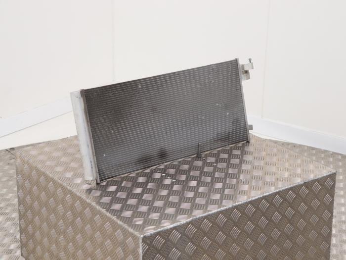 Kondensor, luftkonditionering från en BMW 3 serie Touring (G21) 320i 2.0 TwinPower Turbo 16V 2019