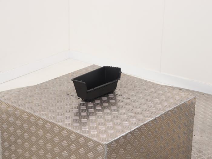 Förvaringsfack från en BMW 3 serie Touring (G21) 320i 2.0 TwinPower Turbo 16V 2019