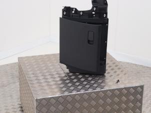 Gebruikte Dashboardkastje Volkswagen Up! (121) 1.0 TSI 12V GTI Prijs € 34,99 Inclusief btw aangeboden door Automaterialen Ronald Morien B.V.