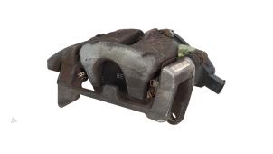 Begagnade Bakre bromsok, vänster Audi A4 (B8) 1.8 TFSI 16V Pris € 45,00 Marginaltabell erbjuds av Automaterialen Ronald Morien B.V.