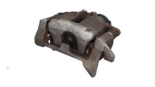 Begagnade Bakre bromsok, höger Audi A4 (B8) 1.8 TFSI 16V Pris € 45,00 Marginaltabell erbjuds av Automaterialen Ronald Morien B.V.