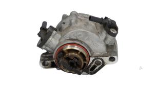 Begagnade Vakuumpump (diesel) Volvo V40 Cross Country (MZ) 1.6 D2 Pris € 19,00 Marginaltabell erbjuds av Automaterialen Ronald Morien B.V.