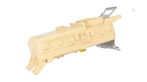 Begagnade Säkringsbox Kia Rio IV (YB) 1.2 CVVT 16V Pris € 75,00 Marginaltabell erbjuds av Automaterialen Ronald Morien B.V.