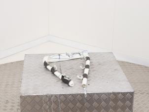 Gebruikte Airbag hemel rechts Peugeot 208 II (UB/UH/UP) e-208 50 kWh Prijs € 95,00 Inclusief btw aangeboden door Automaterialen Ronald Morien B.V.