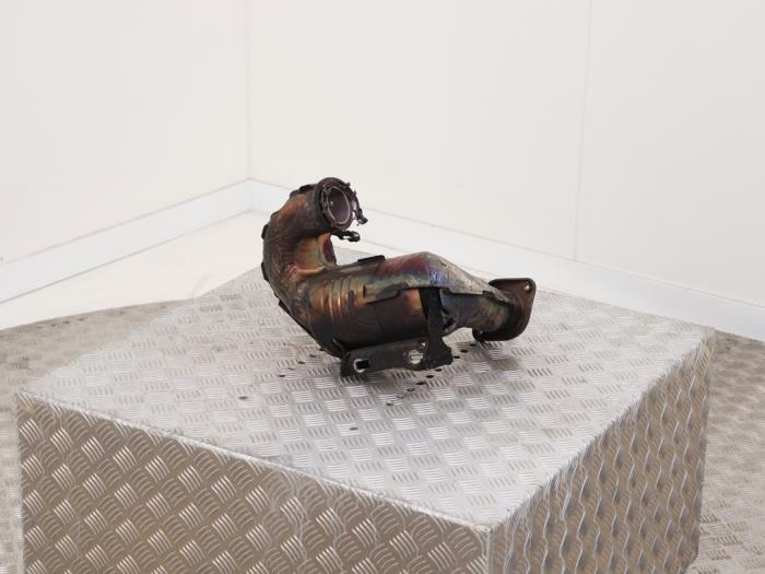 Katalysator van een Mercedes-Benz A Limousine (177.1) 1.3 A-180 Turbo 2021