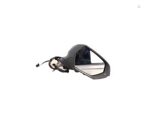 Używane Lusterko zewnetrzne prawe Cupra Formentor 2.5 VZ5 16V 4Drive Cena € 395,00 Procedura marży oferowane przez Automaterialen Ronald Morien B.V.