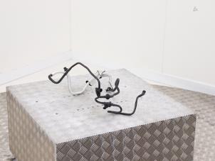 Gebruikte Leiding (diversen) Volkswagen Polo V (6R) 1.0 TSI 12V BlueMotion Prijs € 49,00 Margeregeling aangeboden door Automaterialen Ronald Morien B.V.