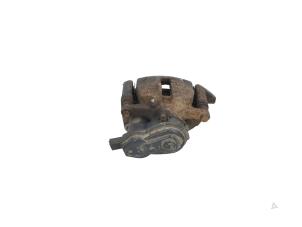 Gebruikte Remklauw (Tang) links-achter Audi A4 Avant (B8) 2.0 TFSI 16V Quattro Prijs € 49,00 Margeregeling aangeboden door Automaterialen Ronald Morien B.V.