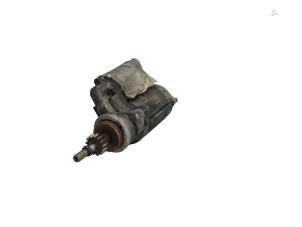 Gebruikte Startmotor Volkswagen Touareg (7LA/7L6) 5.0 TDI V10 Prijs € 35,00 Margeregeling aangeboden door Automaterialen Ronald Morien B.V.