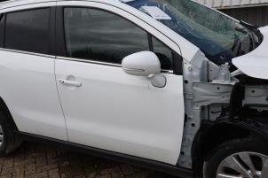 Begagnade Framdörr, 4-dörrars, höger Suzuki SX4 S-Cross (JY) 1.4 Booster Jet Turbo 16V SHVS Pris € 409,09 Marginaltabell erbjuds av Automaterialen Ronald Morien B.V.