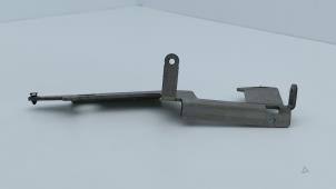 Gebruikte Diversen Mercedes A-Klasse AMG (177.0) 2.0 A-35 AMG Turbo 16V 4Matic Prijs € 25,00 Margeregeling aangeboden door Automaterialen Ronald Morien B.V.