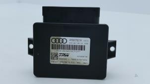 Używane Modul hamulca postojowego Audi S8 (D4) 4.0 Plus V8 TFSI 32V Cena € 30,25 Z VAT oferowane przez Automaterialen Ronald Morien B.V.