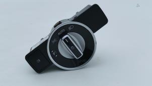 Gebruikte Schakelaar Licht Mercedes A-Klasse AMG (W176) 2.0 A-45 AMG Turbo 16V 4-Matic Prijs € 15,00 Margeregeling aangeboden door Automaterialen Ronald Morien B.V.