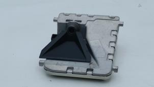 Begagnade Adaptiv farthållare, sensor (avstånd) Mercedes S (222.0/222.1) 3.0 S-350 BlueTEC, S-350d 24V Pris € 225,00 Marginaltabell erbjuds av Automaterialen Ronald Morien B.V.